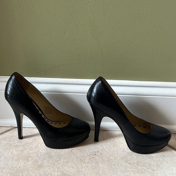 Leather Pumps Enzo Angiolini - Picture 2 of 6
